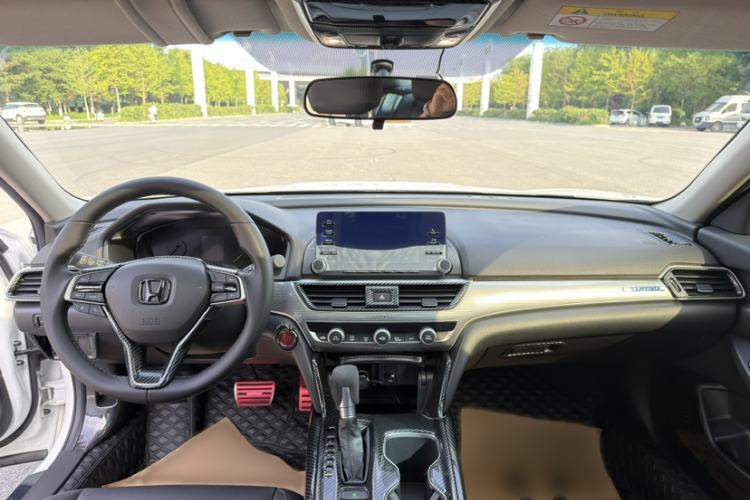 Used Honda Accord 2018 260TURBO Elite Edition China VI Interior 12