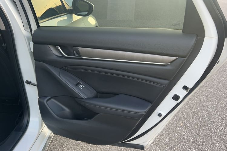 Used Honda Accord 2018 230TURBO Comfort Edition China VI Emission Standard Interior 12