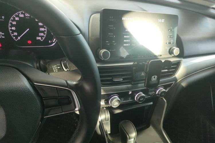 Used Honda Accord 2018 260TURBO Elite Edition China VI Interior 2