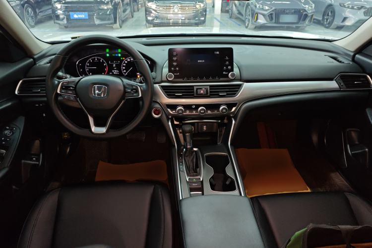 Used Honda Accord 2018 260TURBO Elite Edition China VI Interior 2