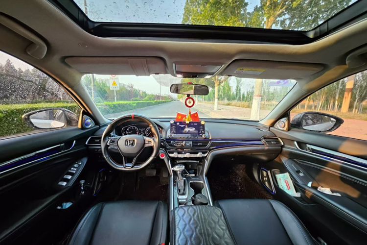 Used Honda Accord 2018 260TURBO Elite Edition China V Interior 2