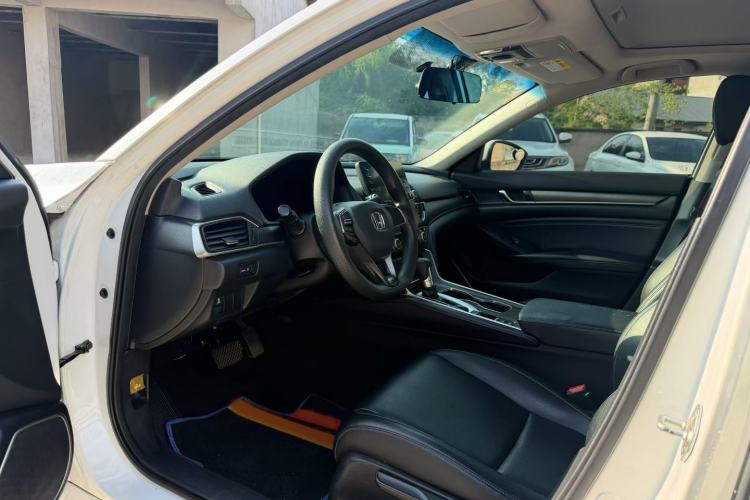Used Honda Accord 2018 230TURBO Comfort Version National V Interior 2