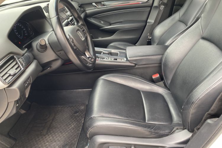 Used Honda Accord 2018 260TURBO Luxury Edition China V Emission Standard Interior 2