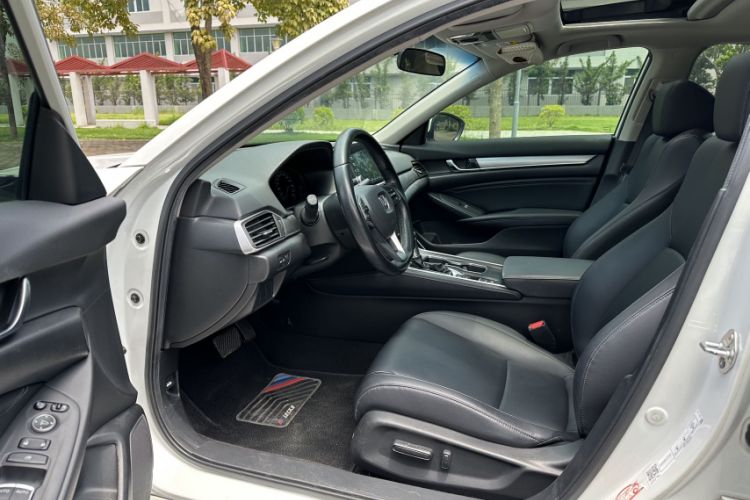 Used Honda Accord 2018 260TURBO Elite Edition China V Interior 2