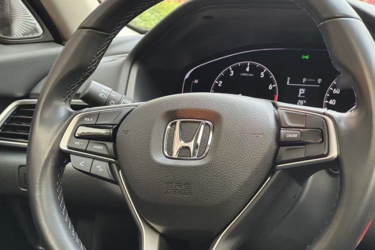 Used Honda Accord 2018 260TURBO Elite Edition China VI Interior 2