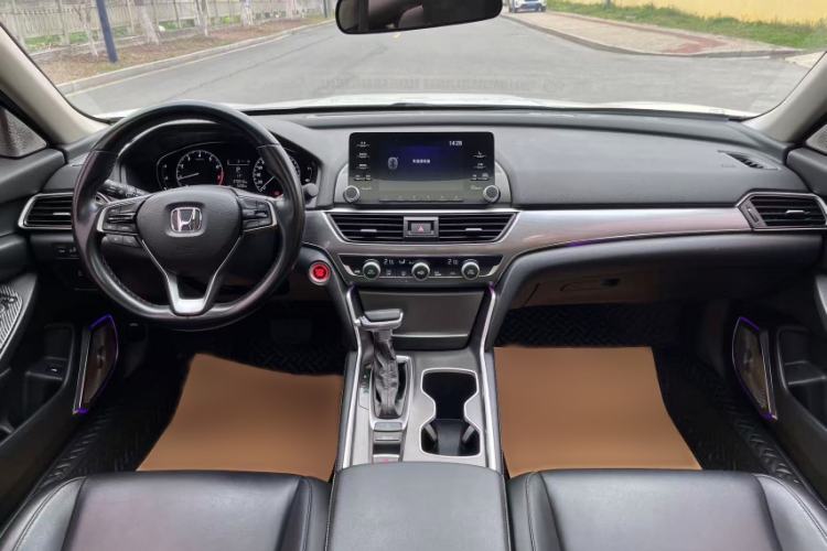 Used Honda Accord 2018 260TURBO Elite Edition China VI Interior 2