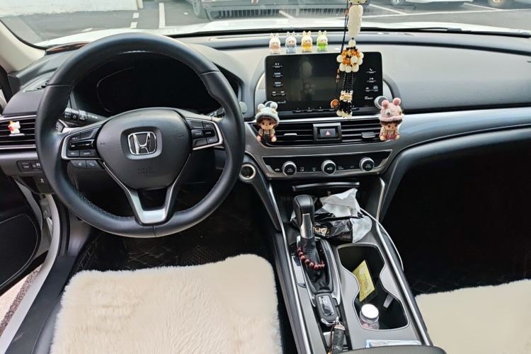 Used Honda Accord 2018 260TURBO Elite Edition China VI Interior 2