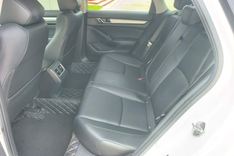 Used Honda Accord 2018 260TURBO Elite Edition China V Interior 2
