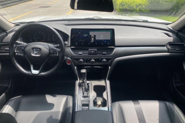 Used Honda Accord 2018 260TURBO Elite Edition China VI Interior 2