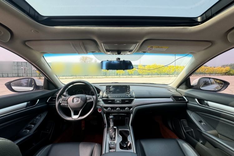 Used Honda Accord 2018 260TURBO Elite Edition China VI Interior 2