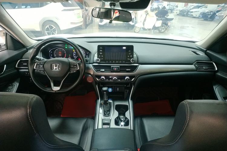 Used Honda Accord 2018 260TURBO Luxury Edition China VI Interior 2