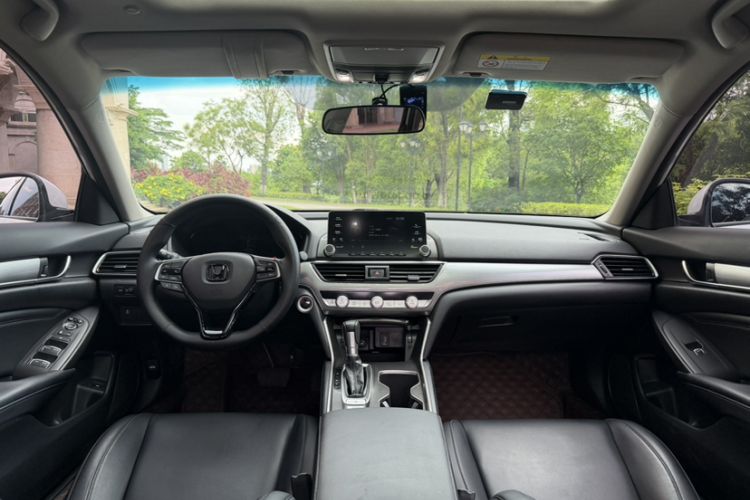 Used Honda Accord 2018 260TURBO Elite Edition China VI Interior 3