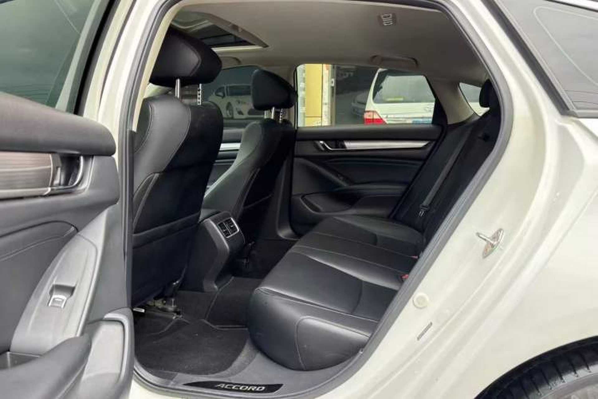 Used Honda Accord 2018 260TURBO Luxury Edition China VI Interior 3