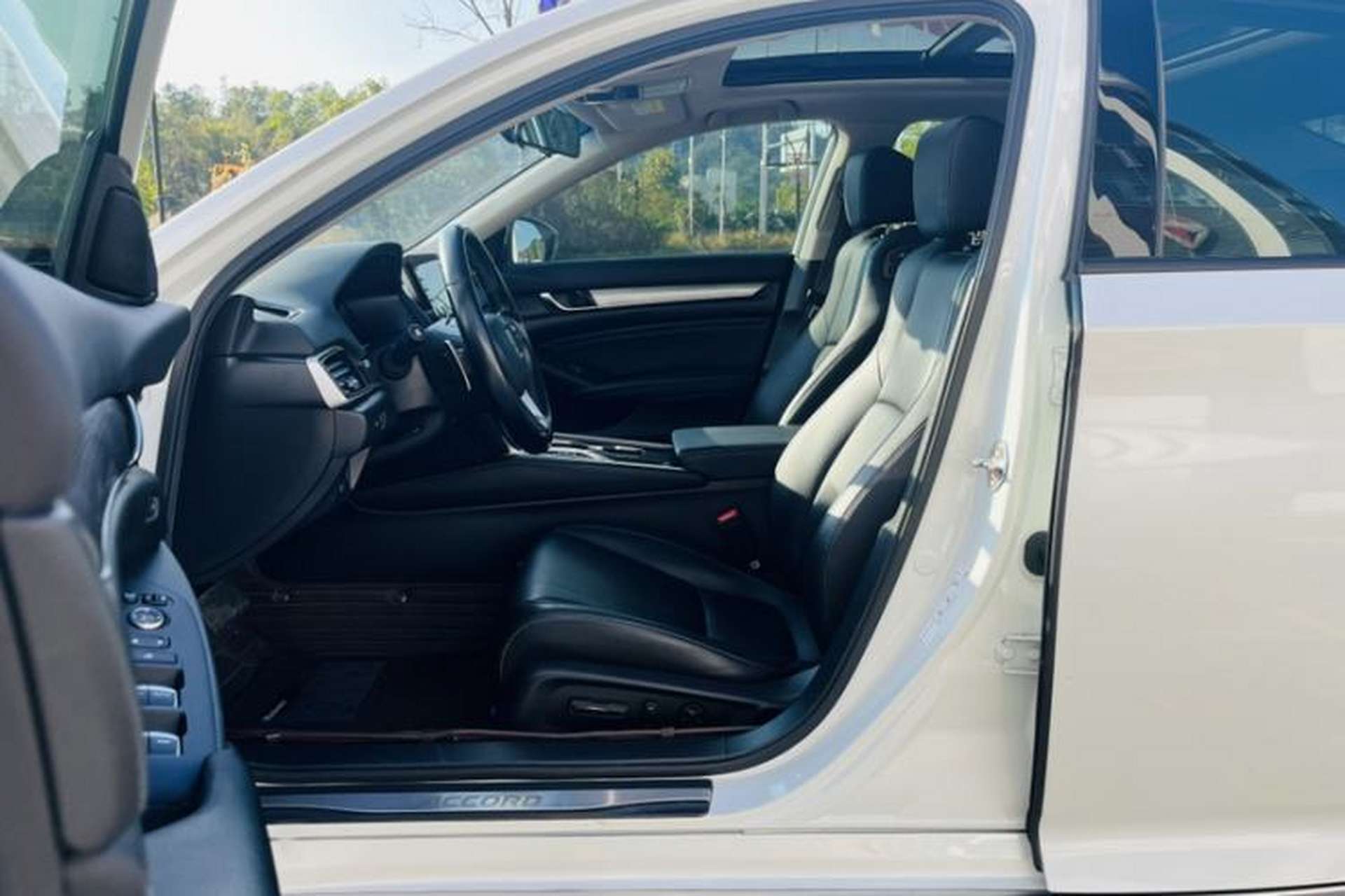 Used Honda Accord 2018 Rui·Hybrid 2.0L Rui Zhi Edition China VI Interior 3
