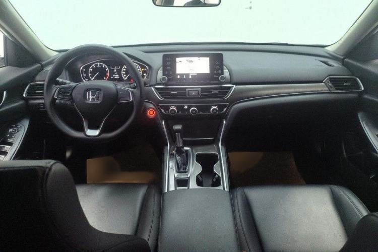 Used Honda Accord 2018 230TURBO Comfort Version National V Interior 3