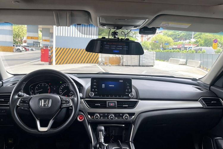 Used Honda Accord 2018 260TURBO Elite Edition China VI Interior 3