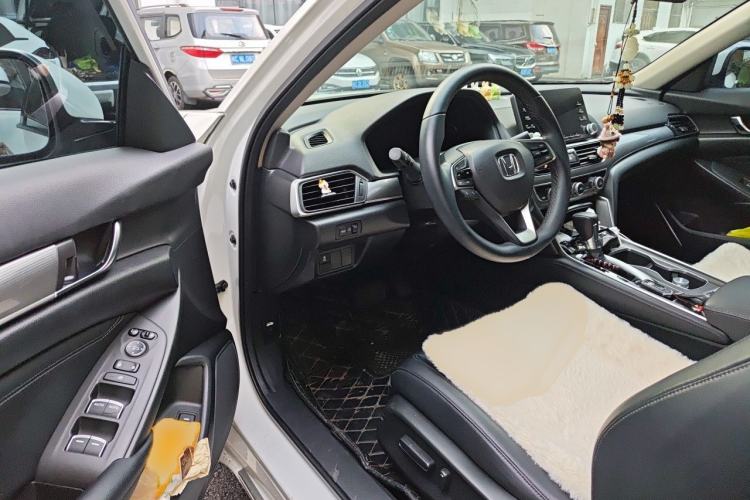 Used Honda Accord 2018 260TURBO Elite Edition China VI Interior 3