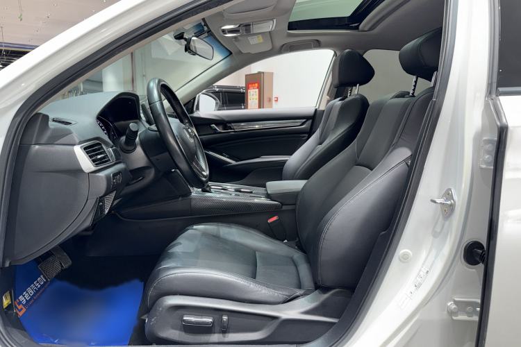 Used Honda Accord 2018 260TURBO Elite Edition China VI Interior 3