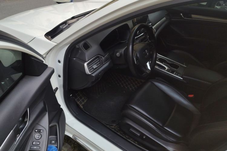 Used Honda Accord 2018 260TURBO Elite Edition China V Interior 3