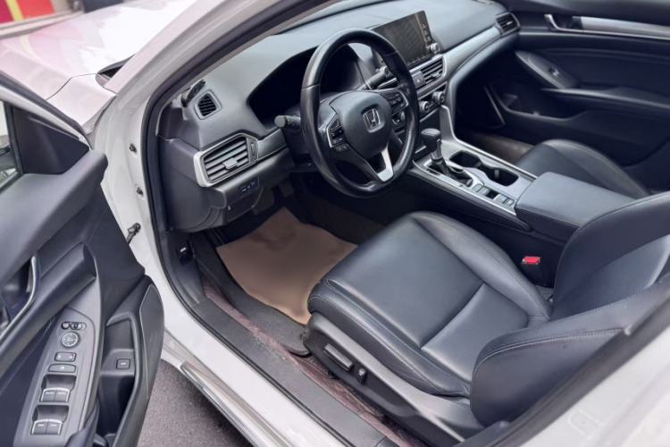 Used Honda Accord 2018 260TURBO Elite Edition China V Interior 3