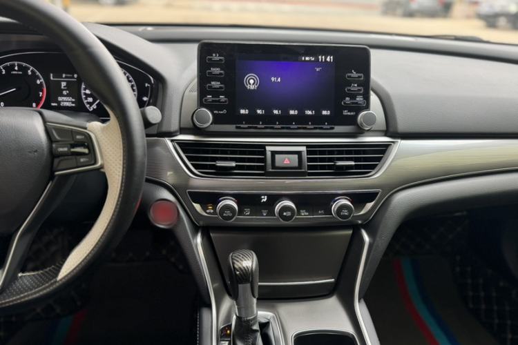 Used Honda Accord 2018 260TURBO Elite Edition China VI Interior 3