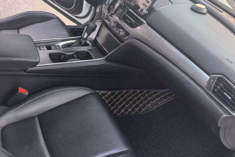 Used Honda Accord 2018 260TURBO Elite Edition China V Interior 3