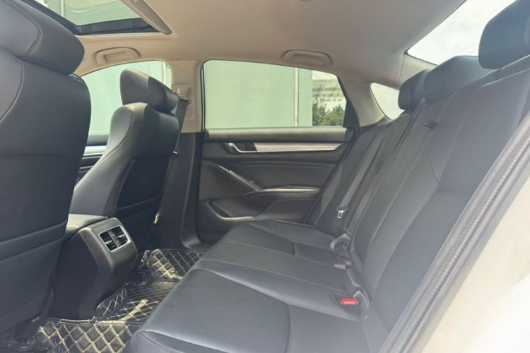Used Honda Accord 2018 260TURBO Elite Edition China VI Interior 3