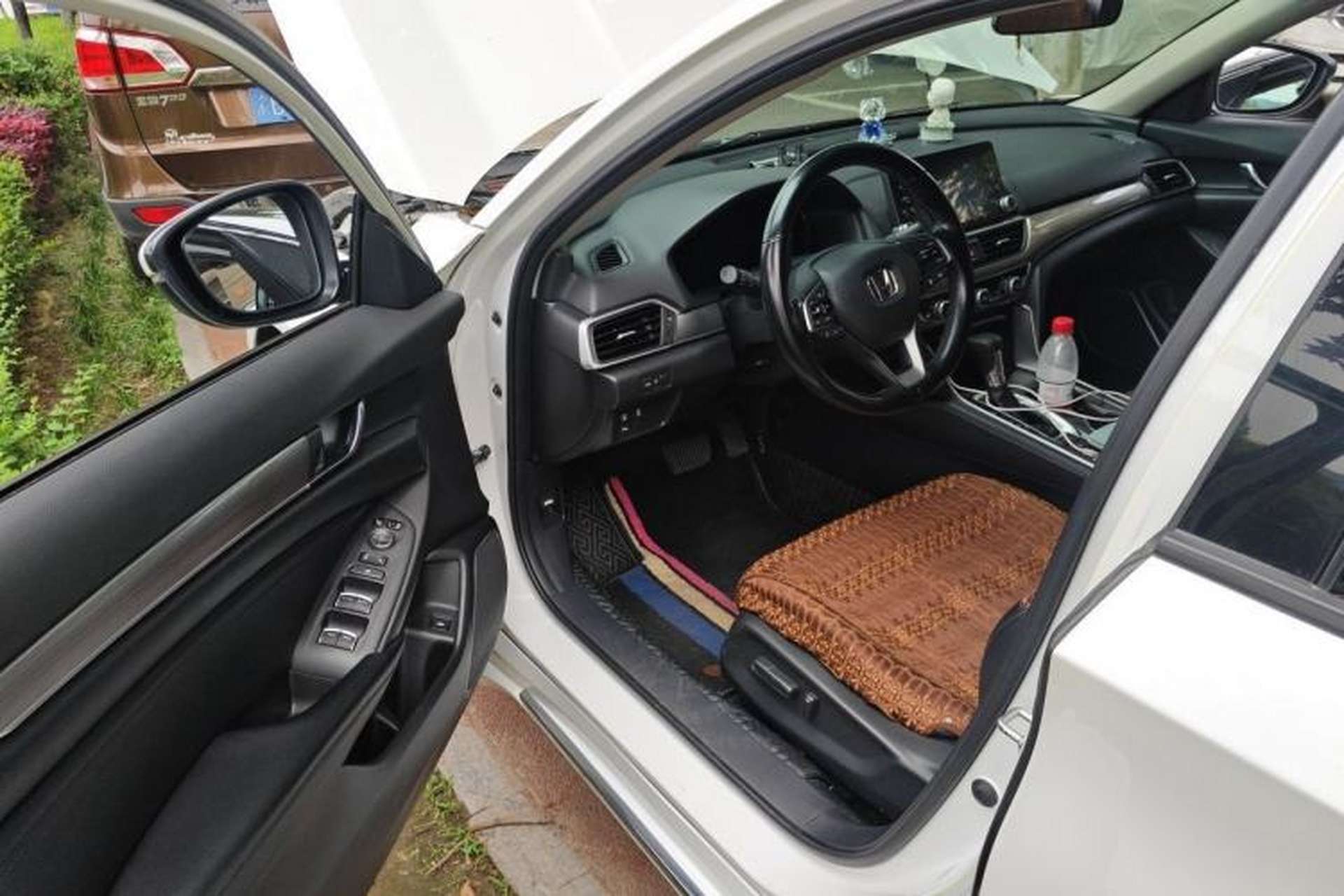 Used Honda Accord 2018 260TURBO Luxury Edition China VI Interior 3