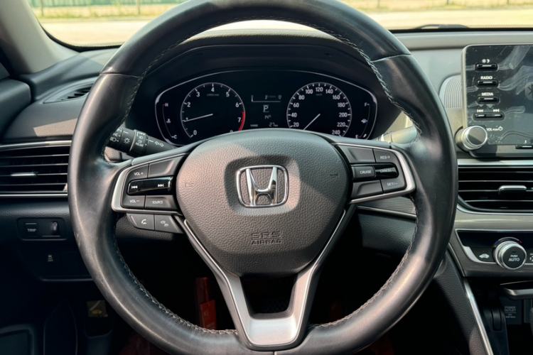 Used Honda Accord 2018 260TURBO Elite Edition China VI Interior 3
