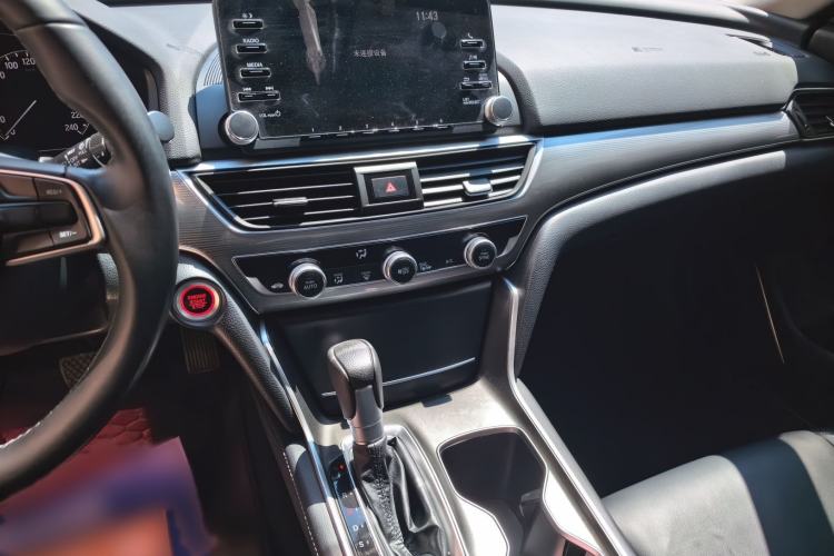 Used Honda Accord 2018 260TURBO Elite Edition China VI Interior 4