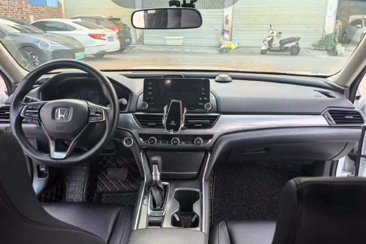 Used Honda Accord 2018 260TURBO Elite Edition China V Interior 4