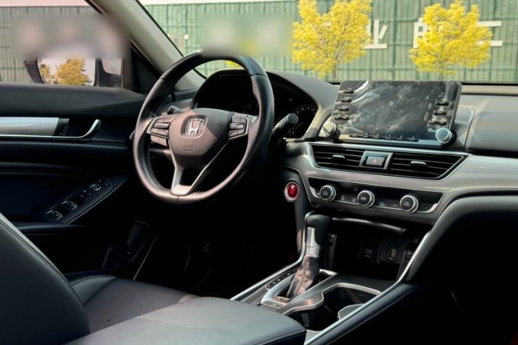 Used Honda Accord 2018 260TURBO Elite Edition China VI Interior 4