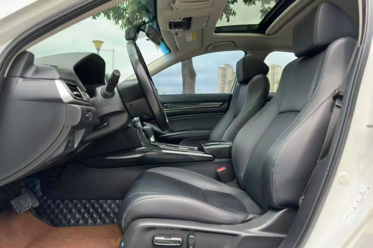Used Honda Accord 2018 260TURBO Elite Edition China VI Interior 5