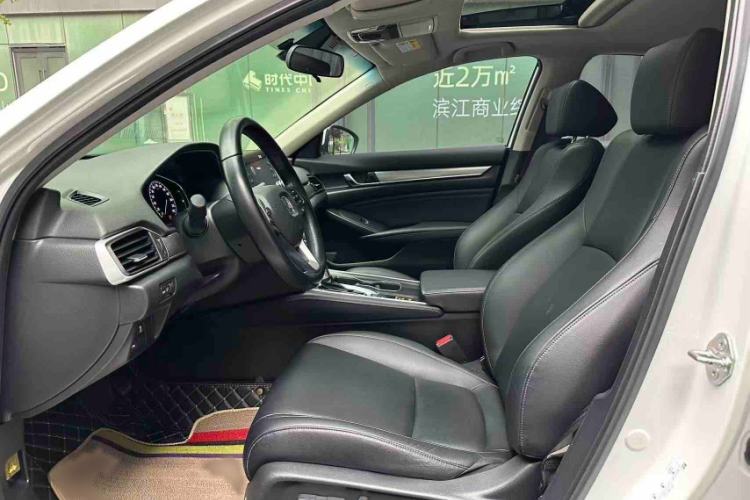Used Honda Accord 2018 260TURBO Luxury Edition China VI Interior 5