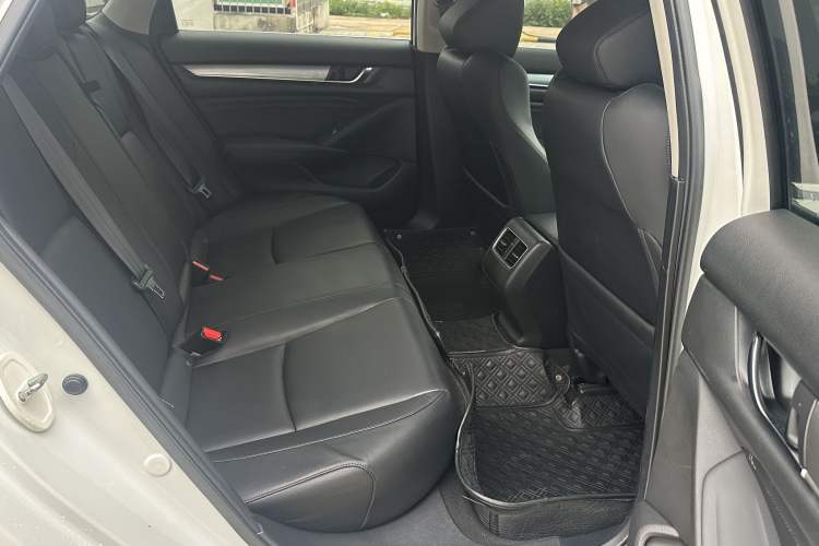 Used Honda Accord 2018 260TURBO Elite Edition China VI Interior 5