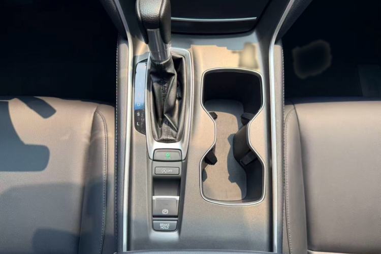 Used Honda Accord 2018 260TURBO Elite Edition China VI Interior 6