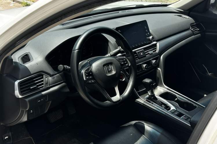 Used Honda Accord 2018 260TURBO Elite Edition China V Interior 6