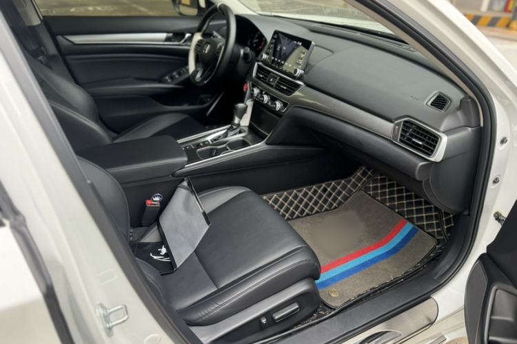 Used Honda Accord 2018 260TURBO Elite Edition China VI Interior 7