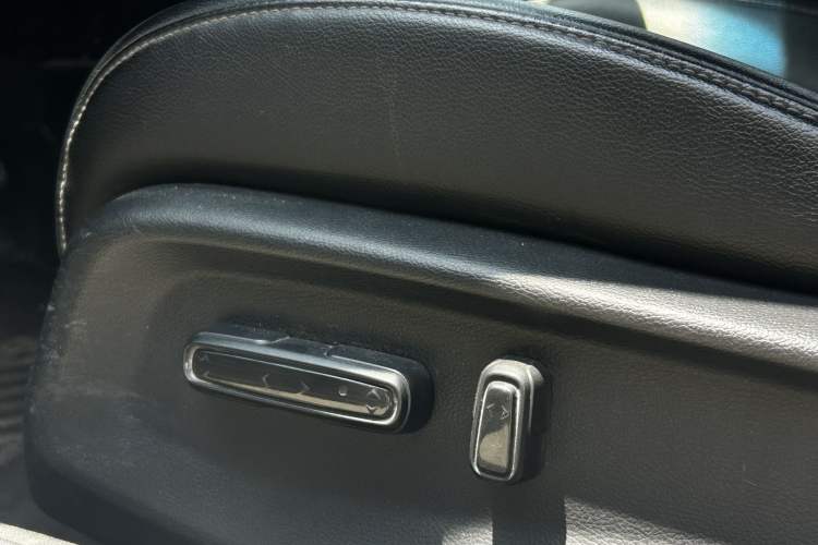 Used Honda Accord 2018 260TURBO Elite Edition China V Interior 7