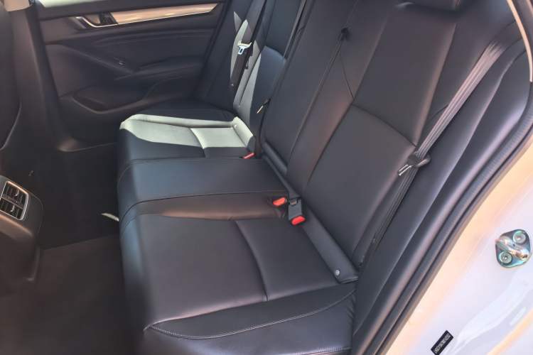 Used Honda Accord 2018 260TURBO Elite Edition China VI Interior 8
