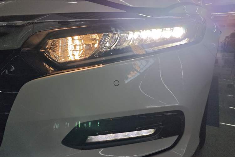 Used Honda Accord 2018 260TURBO Elite Edition China VI Left Front Headlight