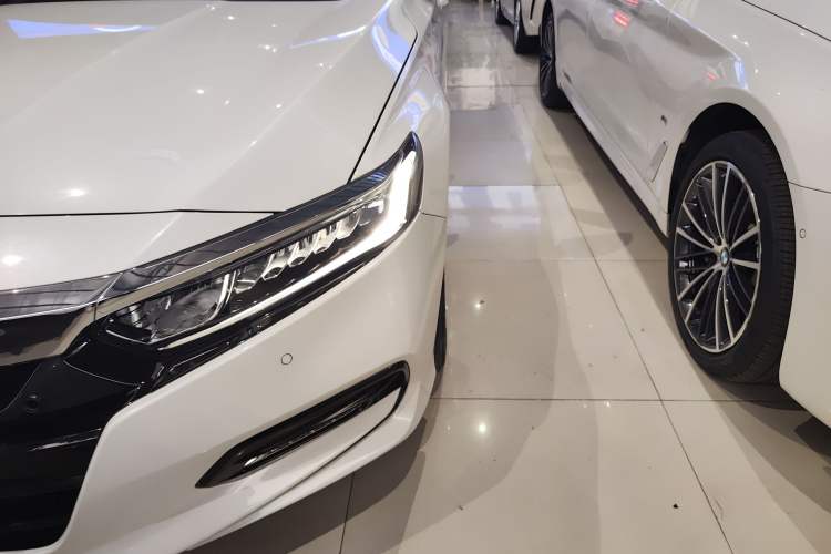 Used Honda Accord 2018 260TURBO Luxury Edition China VI Left Front Headlight