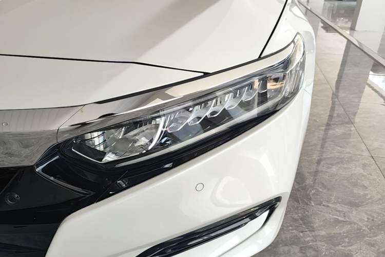Used Honda Accord 2018 260TURBO Luxury Edition China VI Left Front Headlight