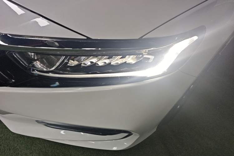 Used Honda Accord 2018 230TURBO Comfort Version National V Left Front Headlight