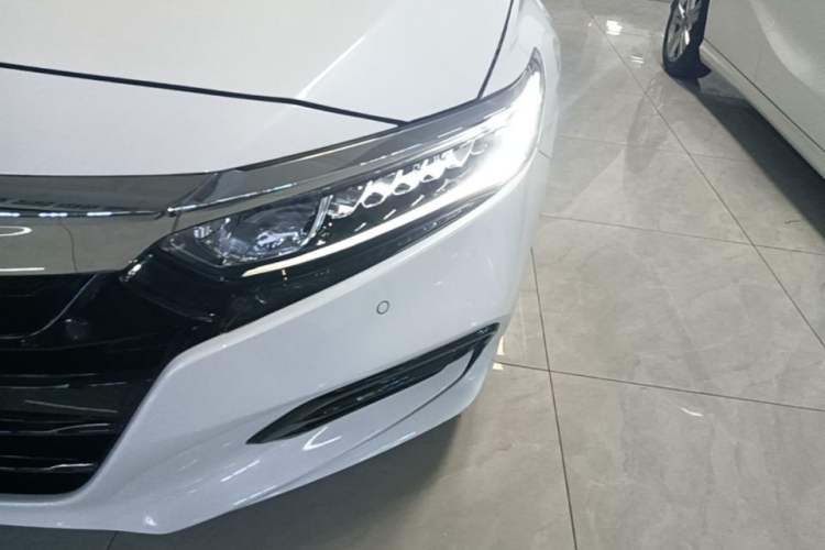Used Honda Accord 2018 260TURBO Elite Edition China V Left Front Headlight