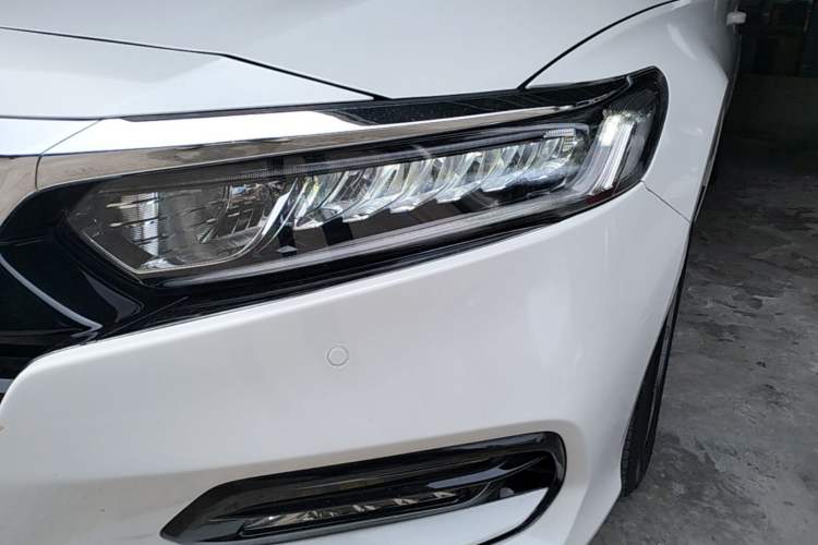 Used Honda Accord 2018 260TURBO Luxury Edition China VI Left Front Headlight