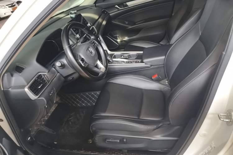 Used Honda Accord 2018 260TURBO Elite Edition China VI Left Front Seat