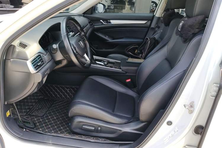 Used Honda Accord 2018 260TURBO Elite Edition China VI Left Front Seat