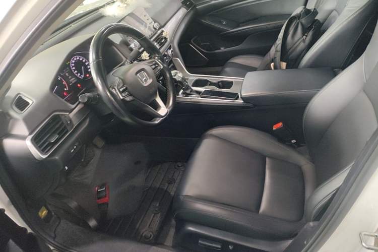 Used Honda Accord 2018 260TURBO Elite Edition China VI Left Front Seat