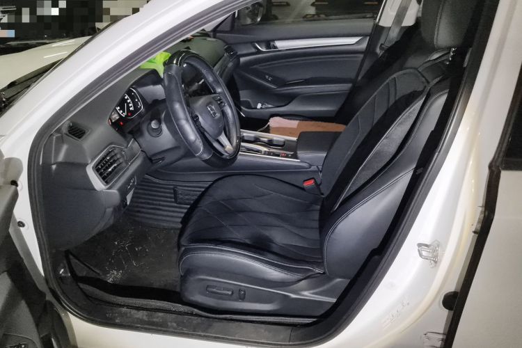 Used Honda Accord 2018 260TURBO Elite Edition China V Left Front Seat